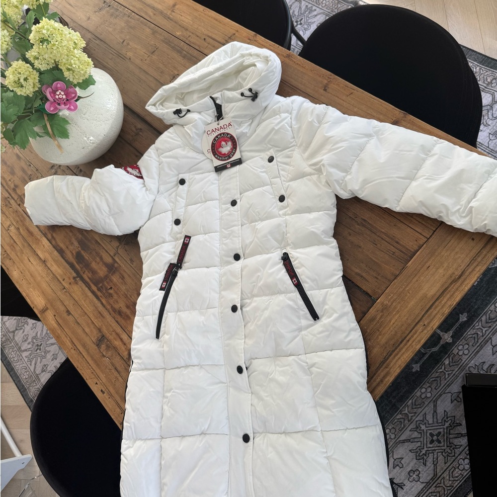 NWT Canada WeatherGear Women's Snowy White Puffer Jacket